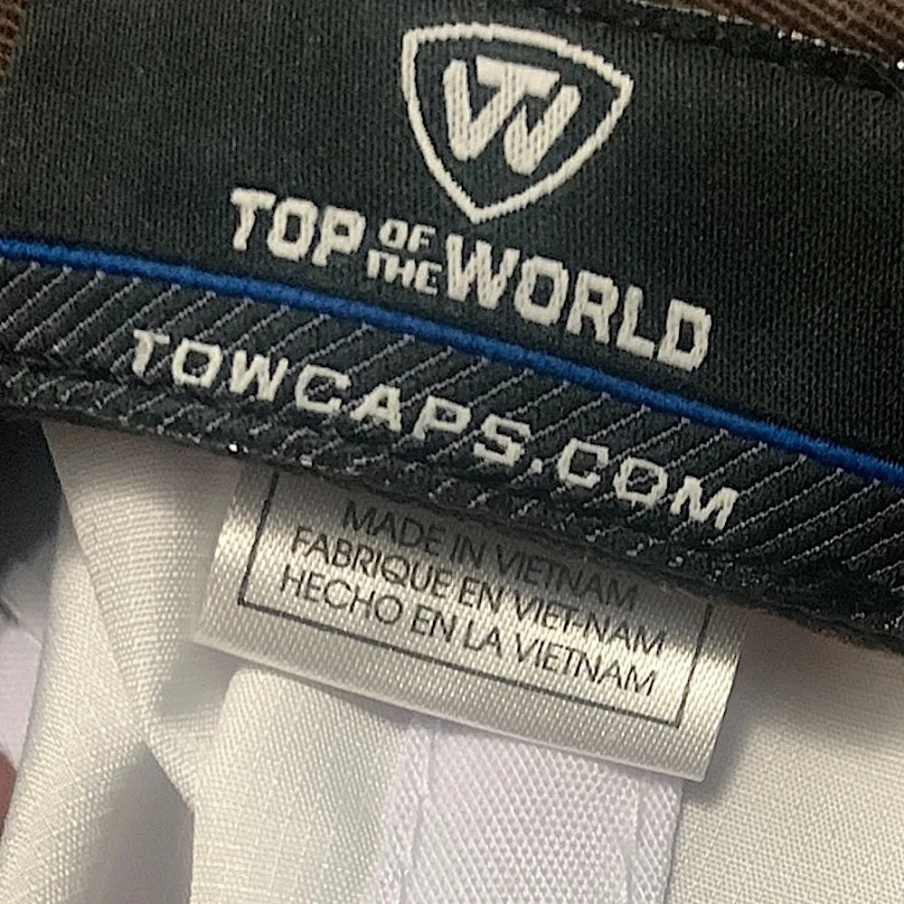 Brown University Bears 
Snap Back Cap White;
New No Tags - Picture 6 of 6